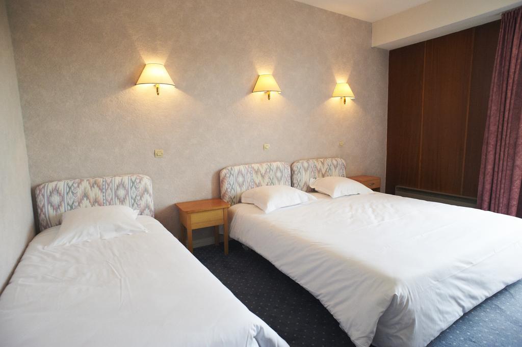 Les Ondines Hotel Les Hauts-d'Anjou Room photo